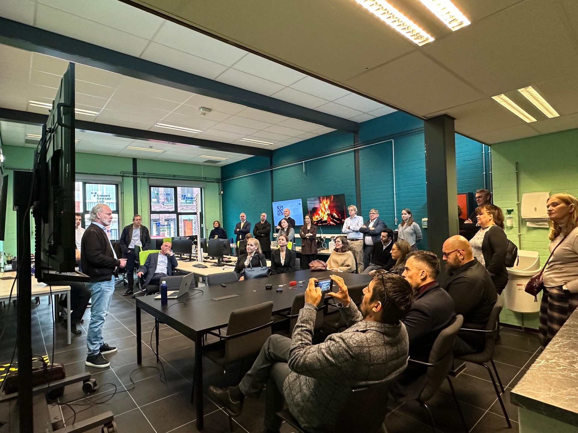 Internationale delegatie bezoekt Techport: kennisdeling en inspiratie